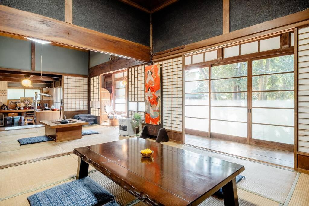 ゲストハウス+カフェわ　１日１組限定！ 築１００年の農家の古民家で宿泊体験、薪でお風呂沸かせます。焚き火もできます。 Kannami Buitenkant foto